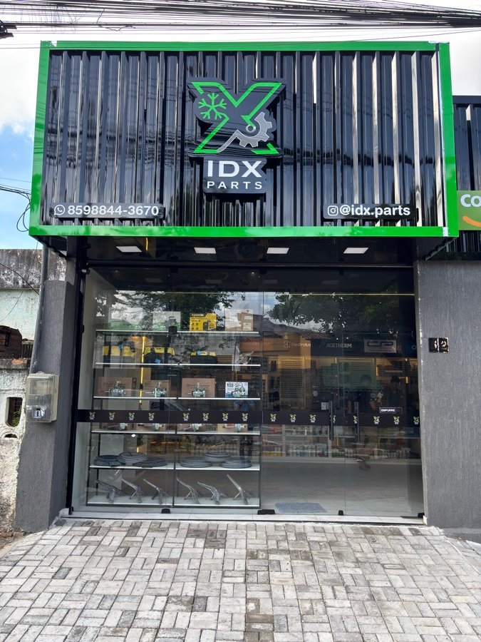 Fachada da loja IDX Parts no Conjunto Ceará, Fortaleza